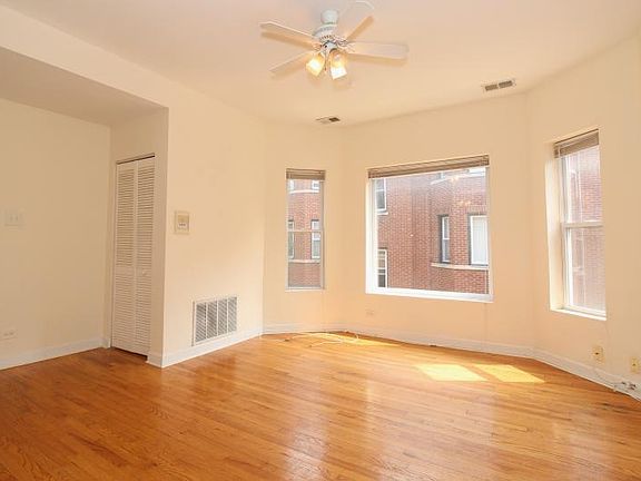 3rd image of 859 W Cornelia Avenue # 1s Fl 1ST