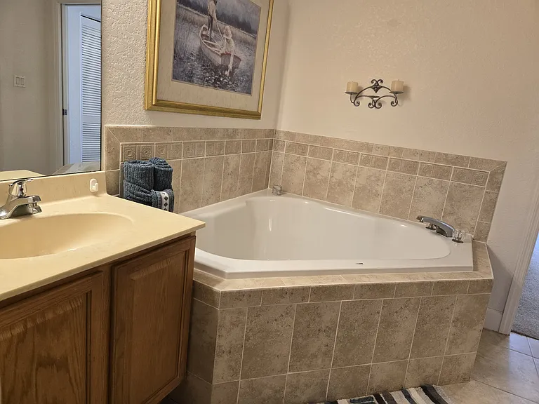 806 Mystic Dr #407 — Photo 17