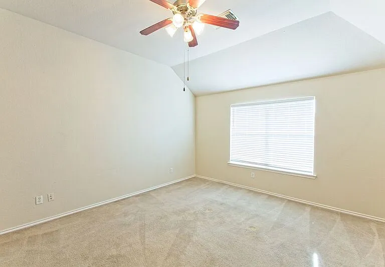 4009 Hidden Meadow Ct — Photo 27