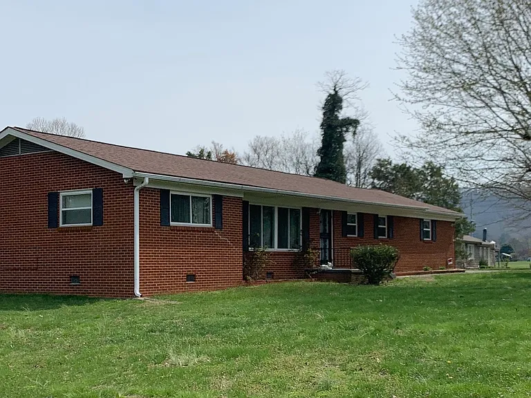 Brickey Ln — Photo 2