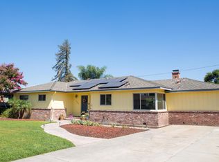1042 E Cross Ave, Tulare, CA 93274