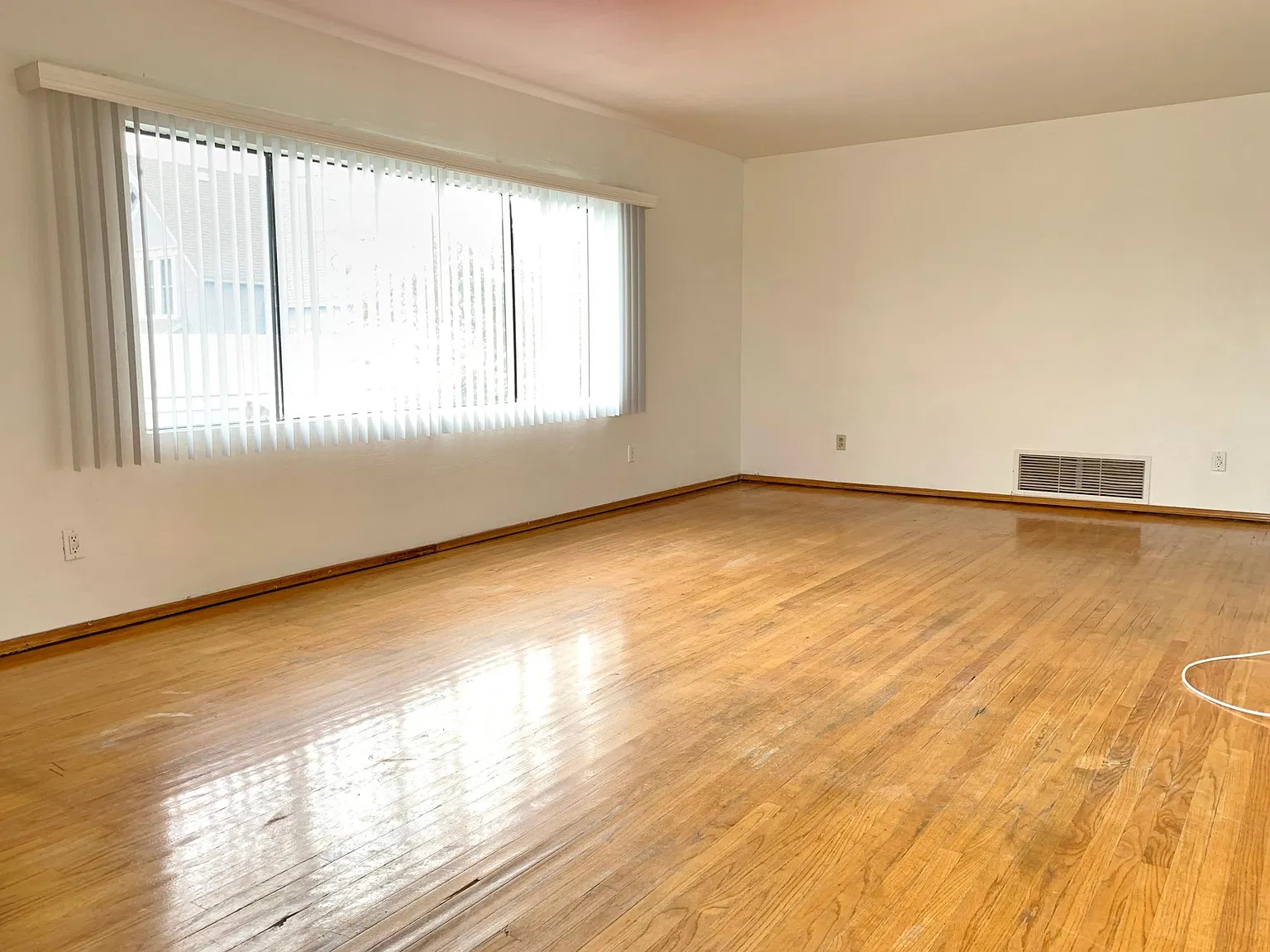 2 bed, 1150 sqft, $2,695 — Photo 3