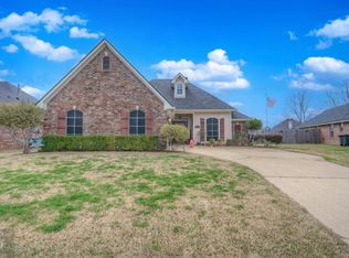 5814 Bluebonnett Dr, Bossier City, LA 71112