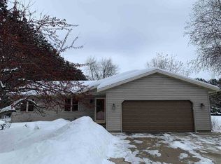 3445 Feltz Ave, Stevens Point, WI 54481