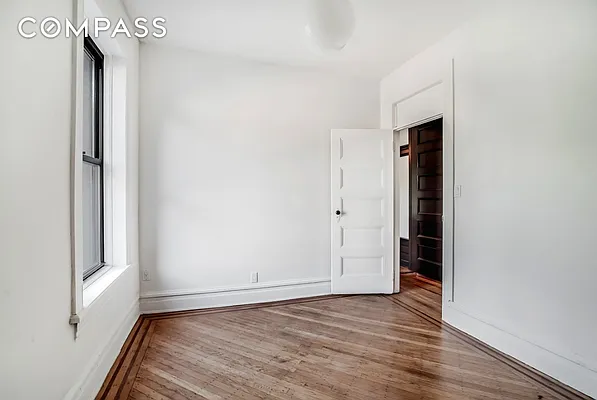 Rented by Compass | media 74