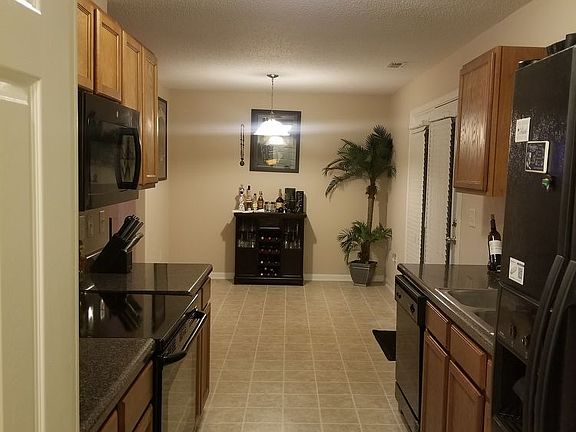 4th image of 8303 Kings Creek Dr