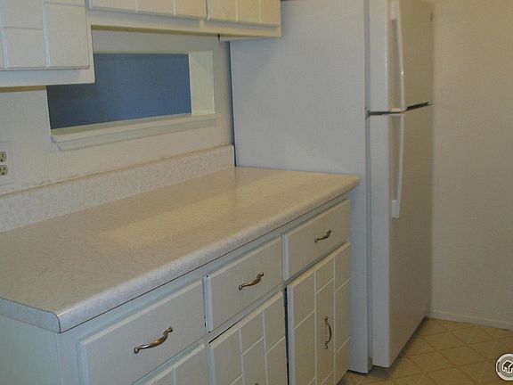 4th image of 3035 Oneal Pkwy #T-16