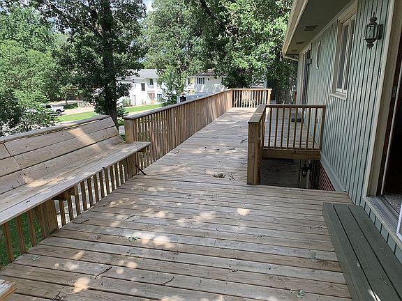 2nd image of 1328 Summer Circle Dr