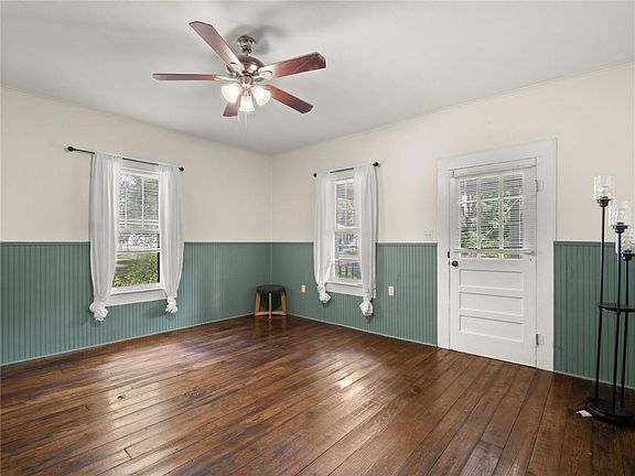 5th image of 30 E Cady Ave