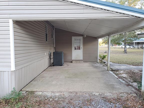 3rd image of 21 W Orange Blossom Ave