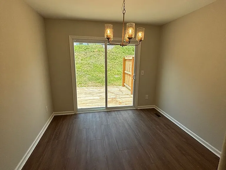 839 Cumberland Dr — Photo 5