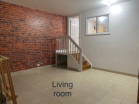 1st image of 85104 66th Ave
