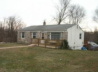 2220 Berkley Rd, Reading, PA 19605