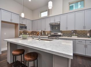 2420 Maufferd St, Houston, TX 77009