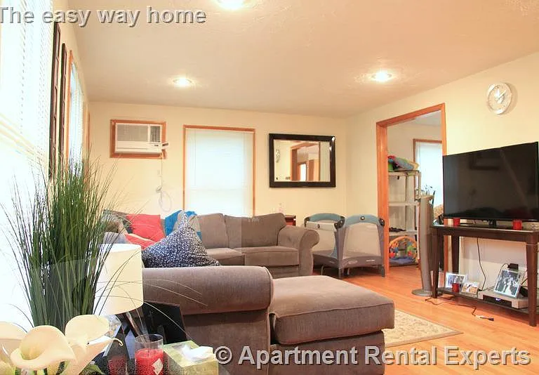 201 Sherman St — Photo 10