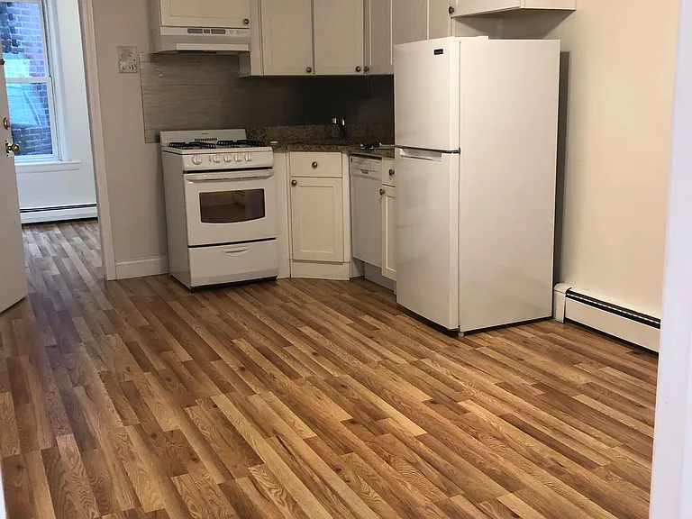 21 Sheafe St #8 — Photo 16