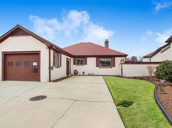 413 Willow Winds Dr, Columbia, SC 29210