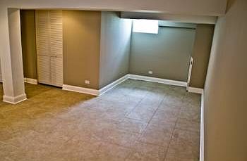 3rd image of 753 E 157th Pl
