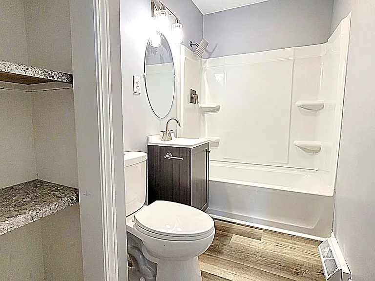 805 Reddick St — Photo 16