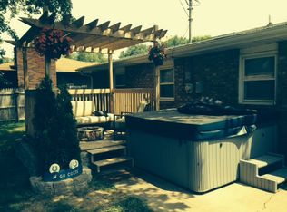 2301 N Colonial Ln, Muncie, IN