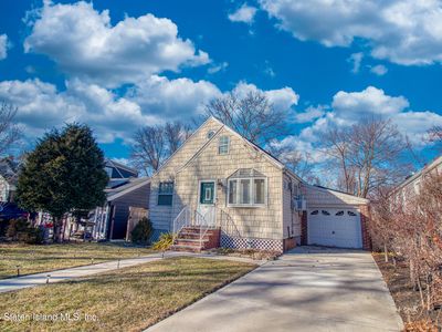 39 Linden St, Staten Island, NY, 10310