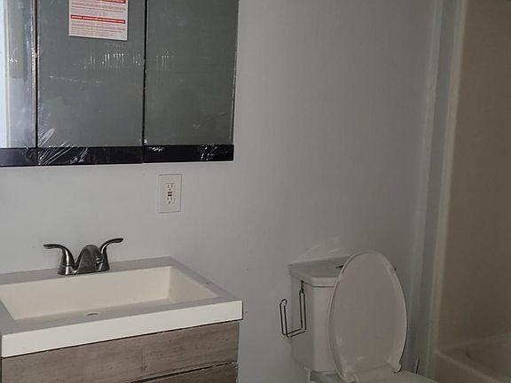 3rd image of 70 Harris St #2