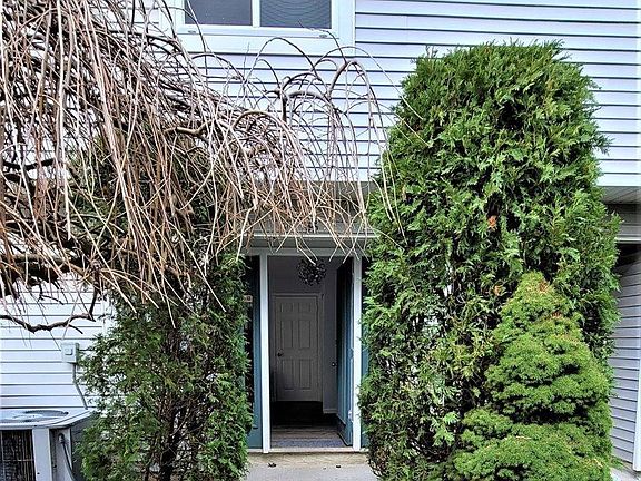3rd image of 45 Indale Ave