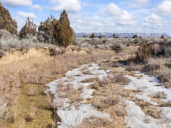 5th image of 1701 W Utah State Hwy #12