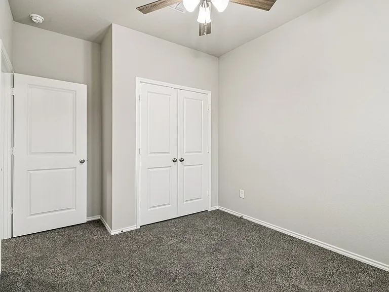 8911 FM 1560 N — Photo 21