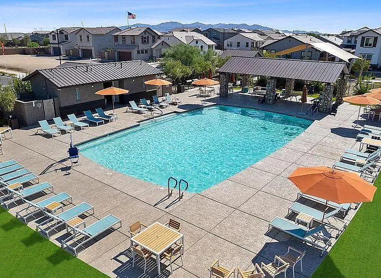 2 bed, 1272 sqft, $1,950 — Photo 3