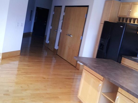 3rd image of 2034 Lucas Ave APT 203