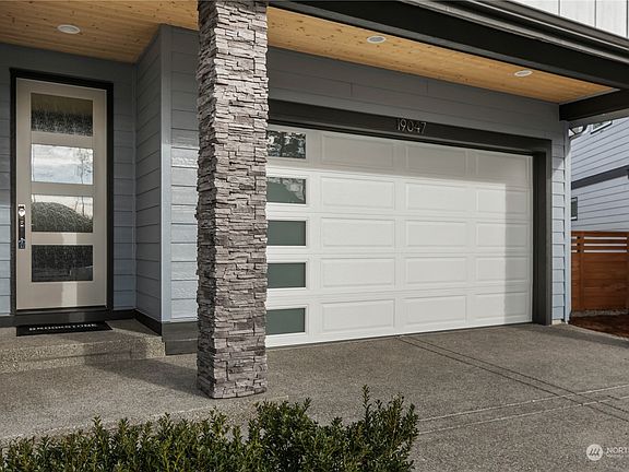 2nd image of 12801 189th Avenue E