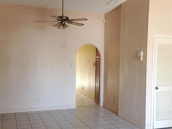 5th image of 1405 Longhorn Dr