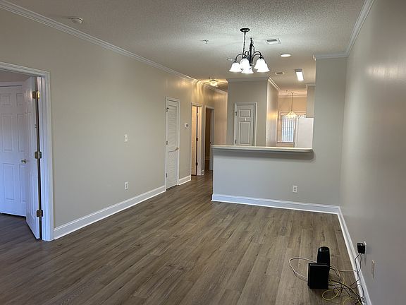 5th image of 1100 Commons Blvd Unit 203