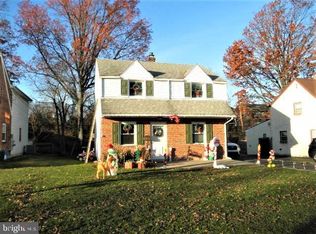 832 Wyndom Ter, Secane, PA 19018