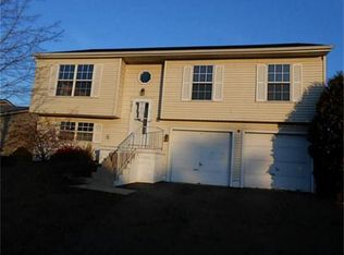 4874 River Trail Ct, Columbus, OH 43228