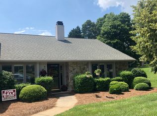 4705 Andorra Ct, Greensboro, NC 27410