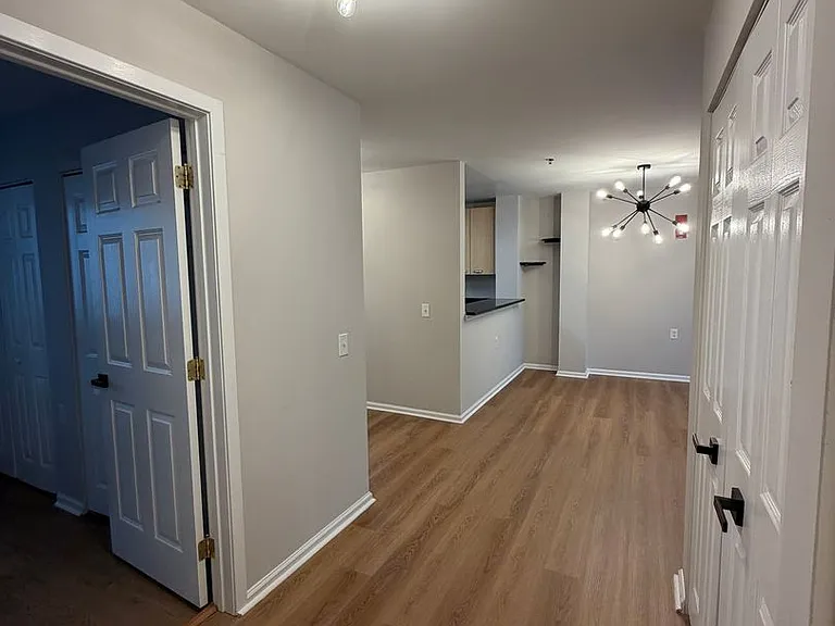 2 Leverington Ave #28 — Photo 32