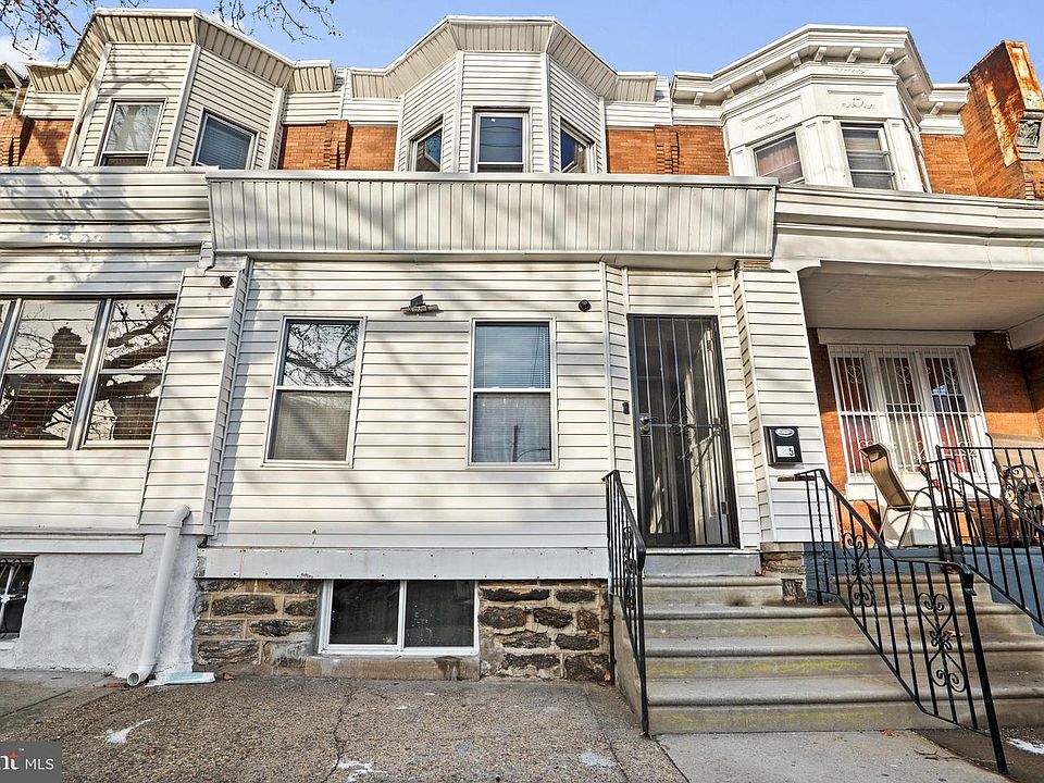 1st image of 425 W Rockland St