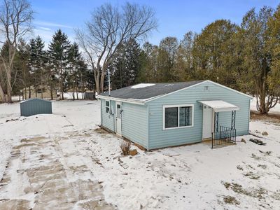 331 East Washington AVENUE, Cleveland, WI, 53015