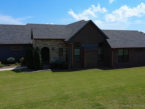 5th image of 600 W Northlake Dr