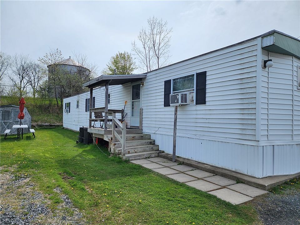 4 Warricks Mobile Home Ct, Pt Byron, NY 13140 Zillow