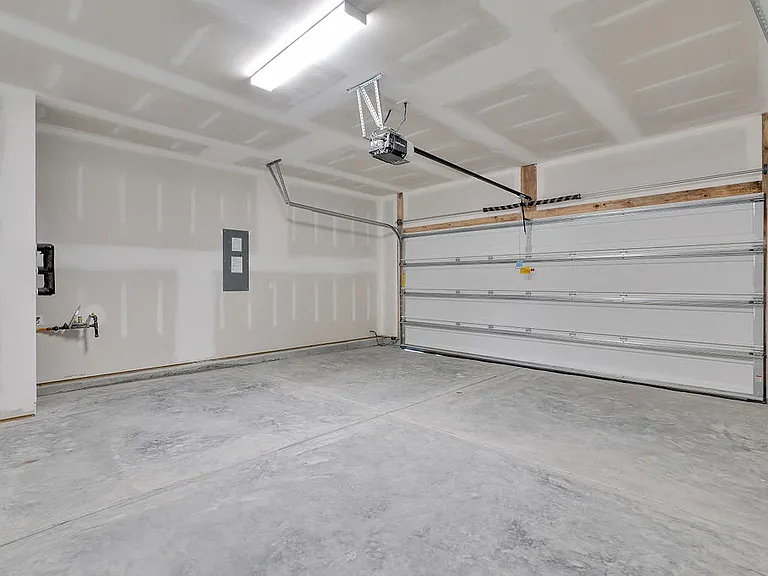 8355 Slippery Elm Ct — Photo 29