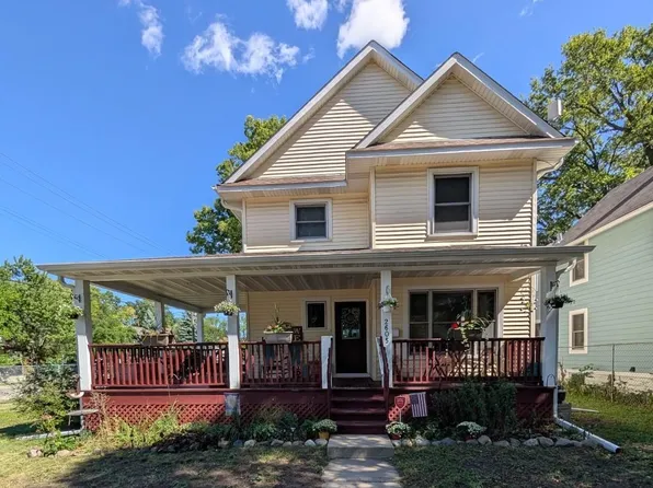 2605 17th Ave S, Minneapolis, MN 55407
