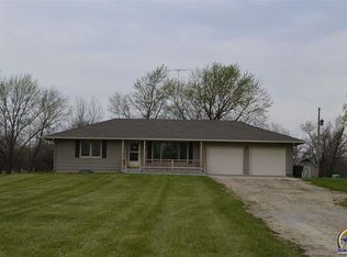 9121 SW Burch Rd, Wakarusa, KS 66546