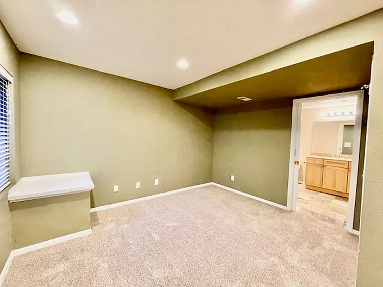 6356 Secrest St — Photo 21