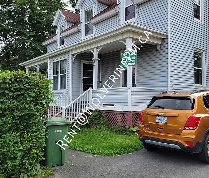 467 E River Rd #1 — Photo 1