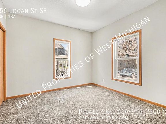 5th image of 956 Logan St SE