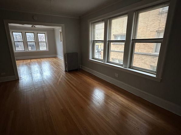 3442 W Foster Ave APT 2S