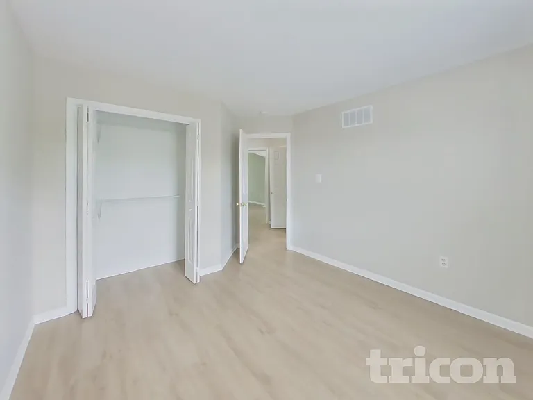 2201 Grant Ct — Photo 12